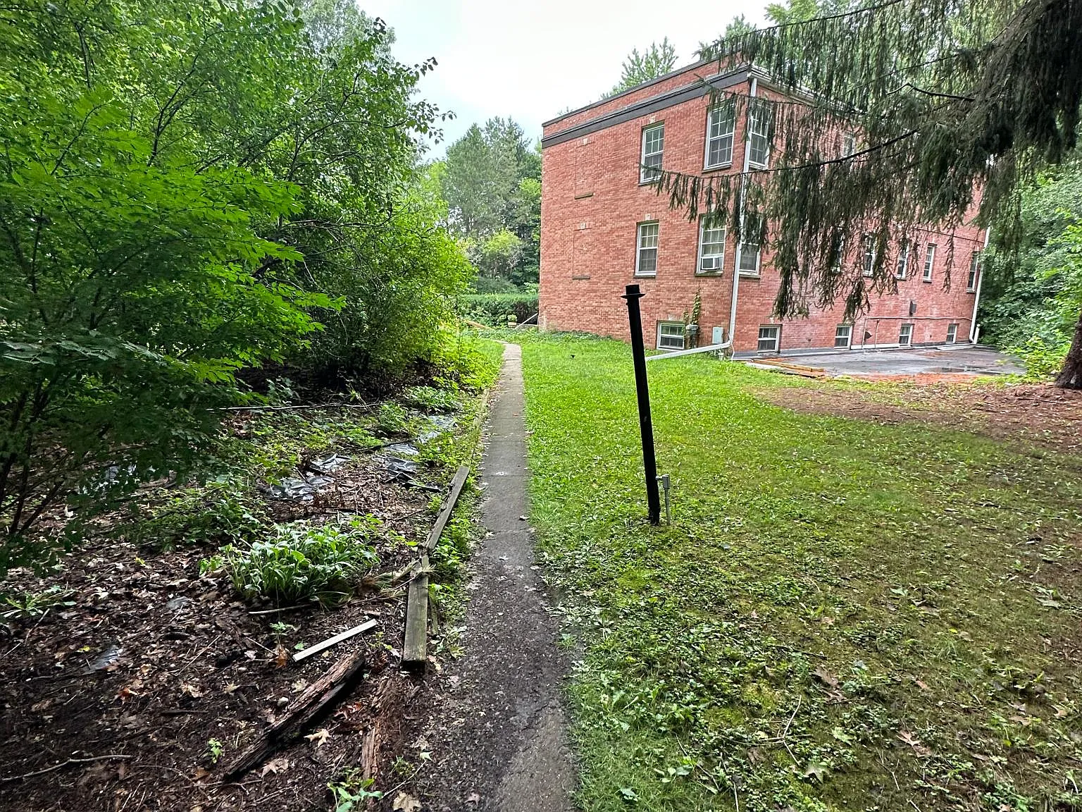 6200 Parkview Ave — Photo 4