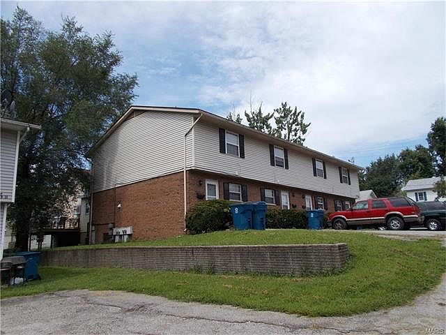2nd image of 2715 Judson Ave