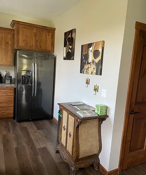 3402 Melrose Rd — Photo 10