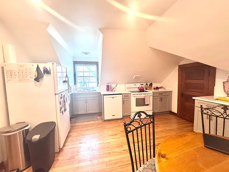 22 Greenough St #2A — Photo 2