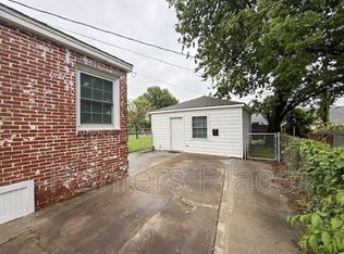 3148 E 1st St APT R, Tulsa, OK 74104