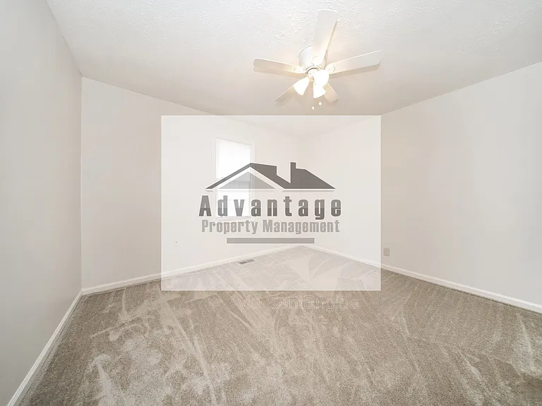 1345 D F Fuller Dr — Photo 10