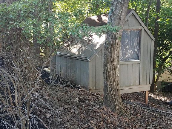 Greenhouse or storage