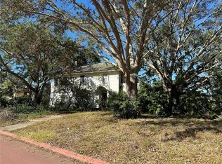 1667 Serpentine Dr S, Saint Petersburg, FL 33712