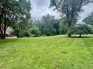 3193 Ariana Dr, Oakton, VA 22124