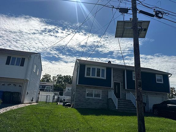 3rd image of 98 W Cedar St