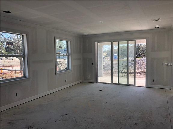 5th image of 1560 Highland Park Dr