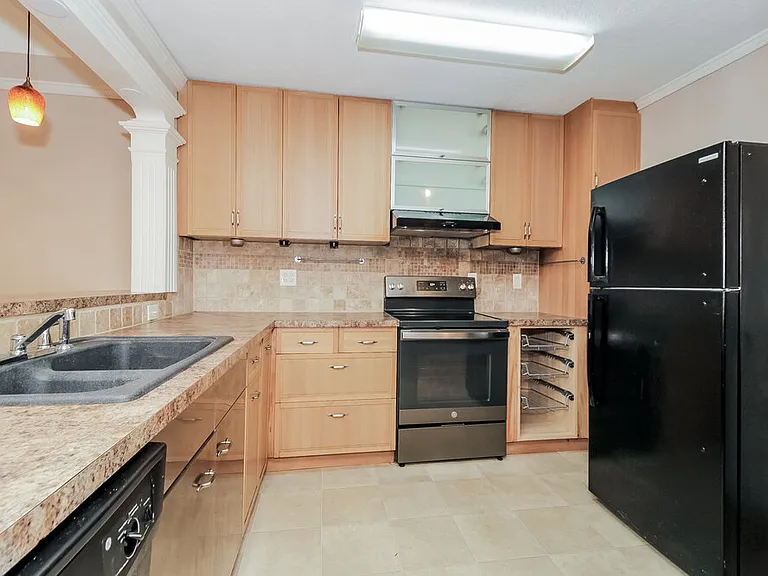 4275 Cabretta Dr SE — Photo 8