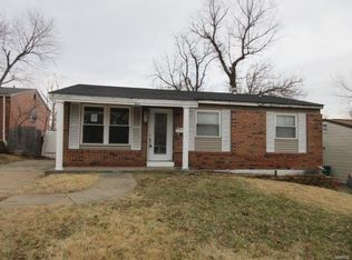 10218 Castle Dr, Saint Louis, MO 63136
