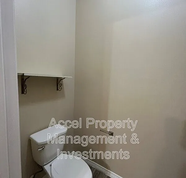 1008 W La Pointe Ave #1 — Photo 14