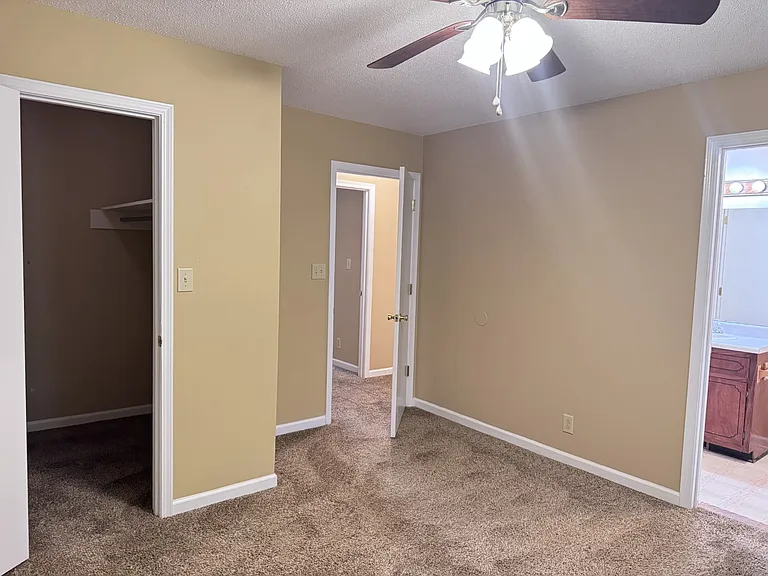 357 Erie Dr — Photo 9