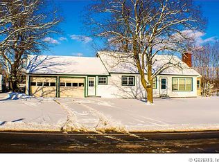 3633 Jeffery Rd, Palmyra, NY 14522