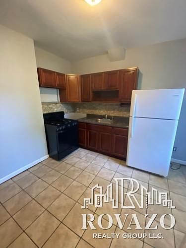 1st image of 80 Brookdale Ave #3A
