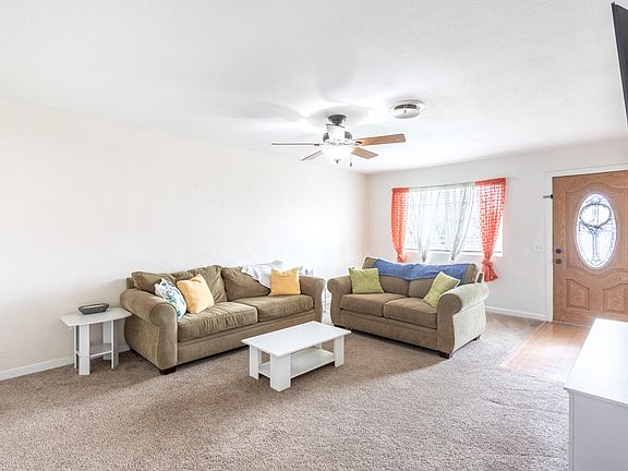 4th image of 910 Aloha St