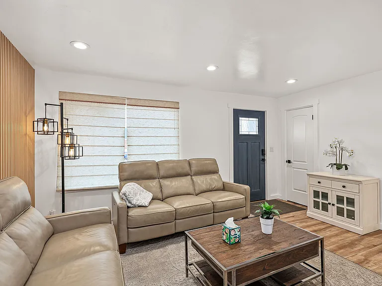 1066 E Wood Ave — Photo 25