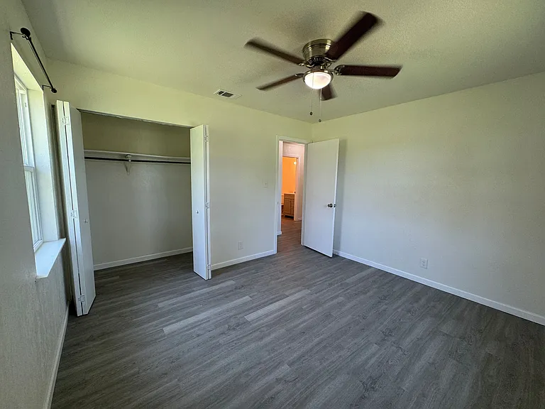 74 McCoy Ln — Photo 18