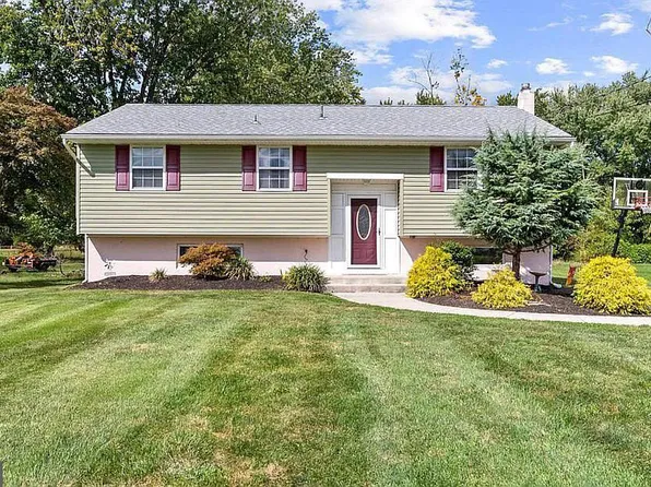 129 Madison Ave, Clayton, NJ 08312