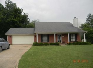3216 Huntington Cv, Russellville, AR 72802