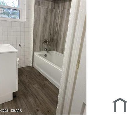 5th image of 634 El Dorado St #1