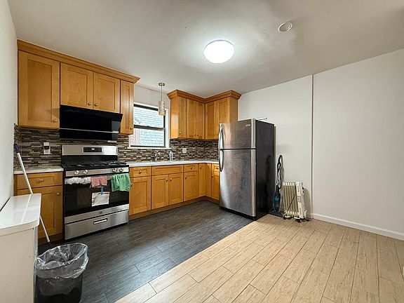 2nd image of 63-119 Fitchett St #2