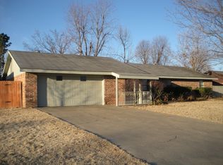 2004 Carnes Dr, Springdale, AR 72762