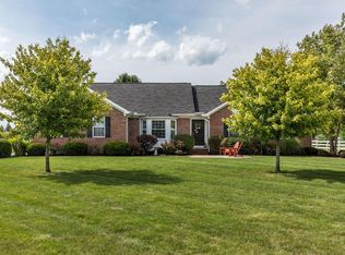3002 Grassy Bend Dr, Grove City, OH 43123