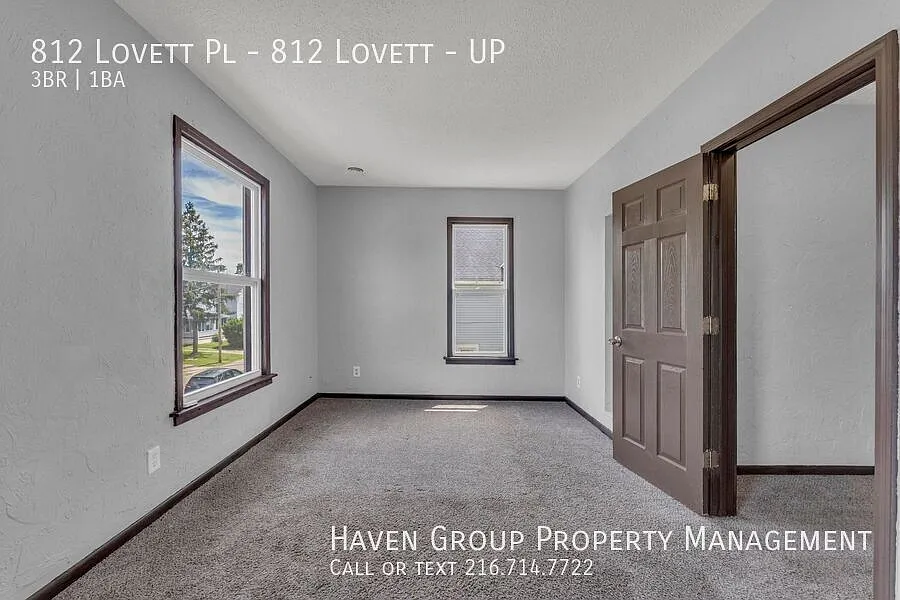 812 Lovett PIace | UP, Lorain, Ohio, 44052 - Spacious 3-bed 1-bath multi-family home! — Photo 3