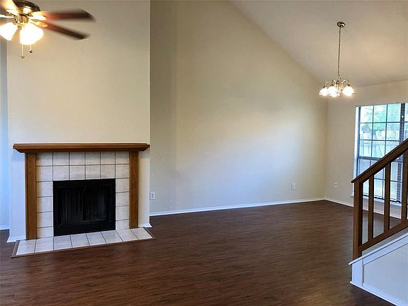 4th image of 6708 Old Stone Dr