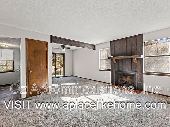 5th image of 3141 Eaton St