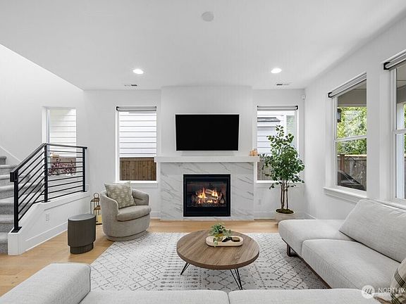 3rd image of 5820 155th Street SW