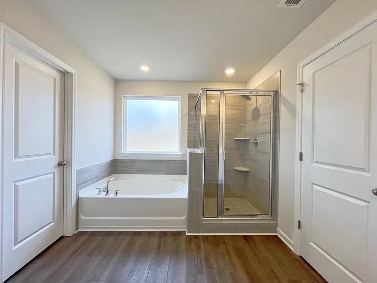 6003 Hickory Creek Ct — Photo 26