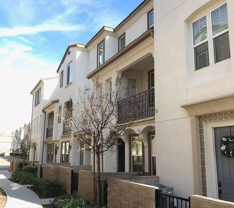 1st image of 6392 Pictor Ct