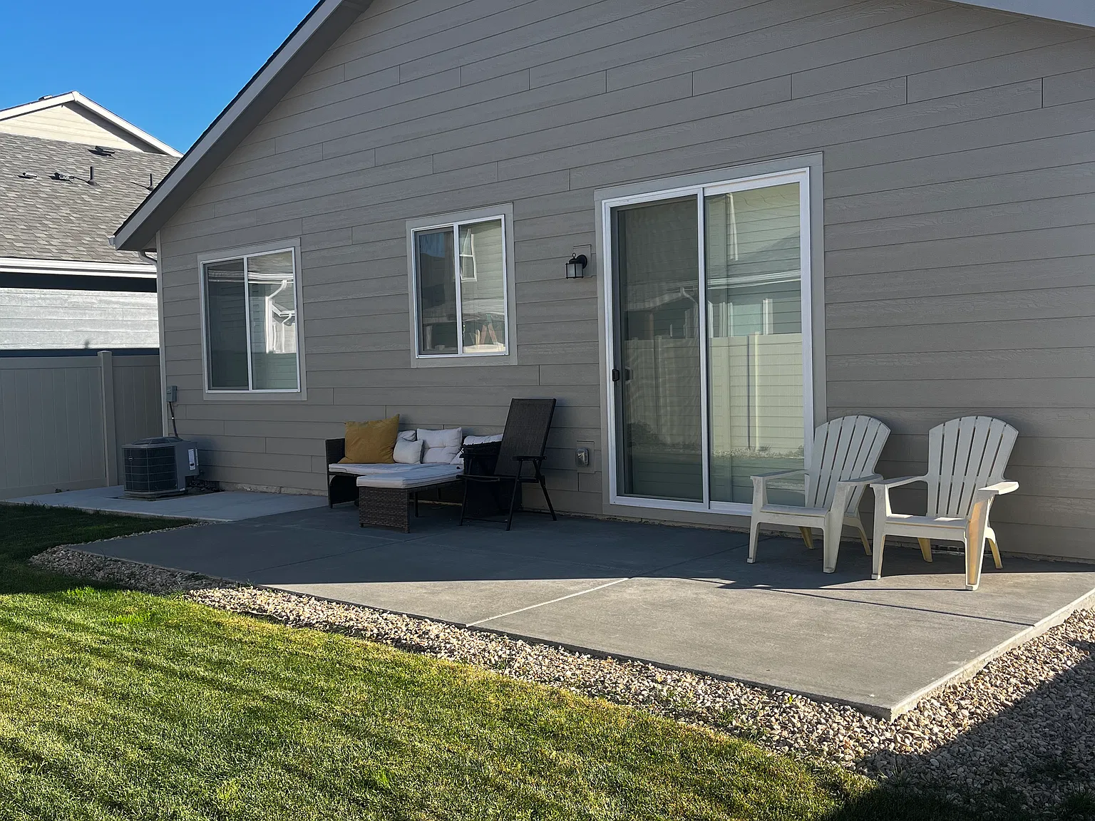 3 bed, 1300 sqft, $2,250 — Photo 3