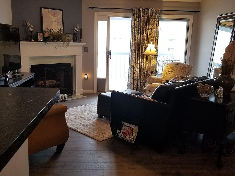 1st image of 210 Carrington Pl #309