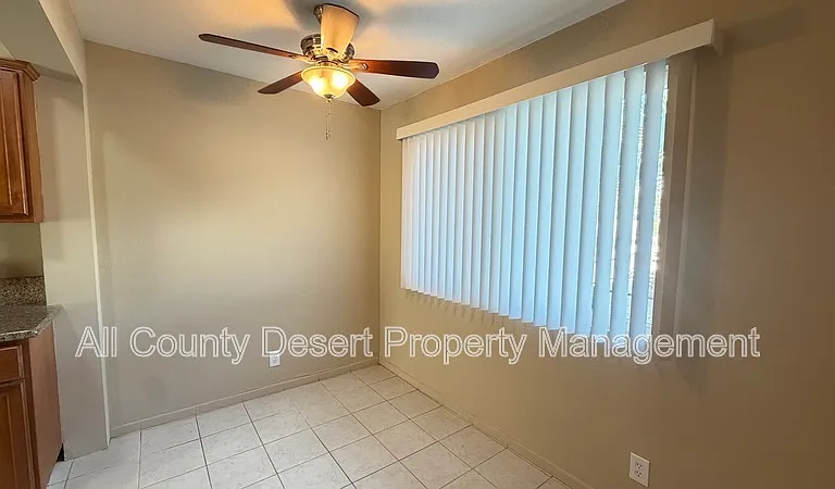 69180 Victoria Dr #8 — Photo 6