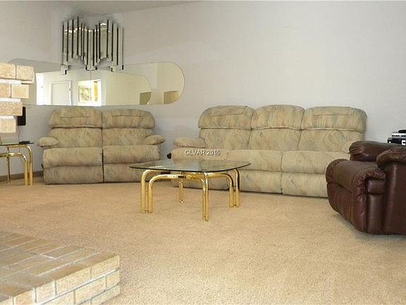 5th image of 1720 Starbuck Dr