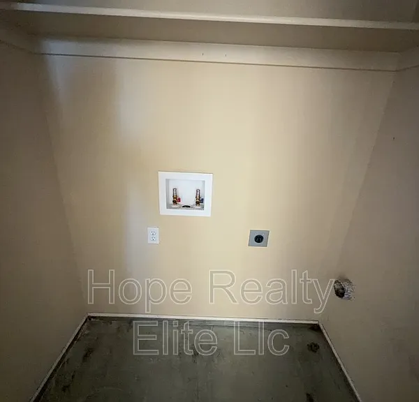 12119 Point Reyes Dr — Photo 21