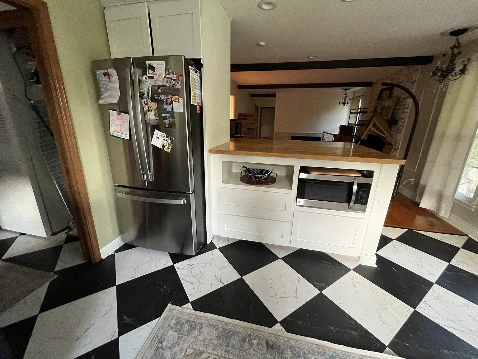 4 bed, 2403 sqft, $2,200 — Photo 3