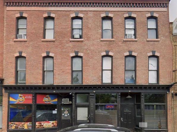 542 W Main St