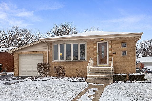 1st image of 10020 Kedvale Ave