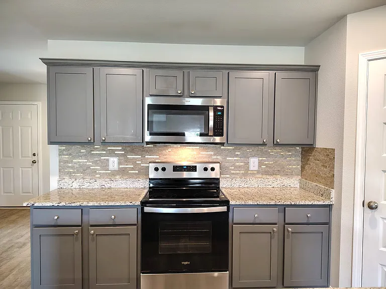 Eastland Cir — Photo 6