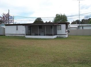 125 W Virginia St #D, Crescent City, FL 32112
