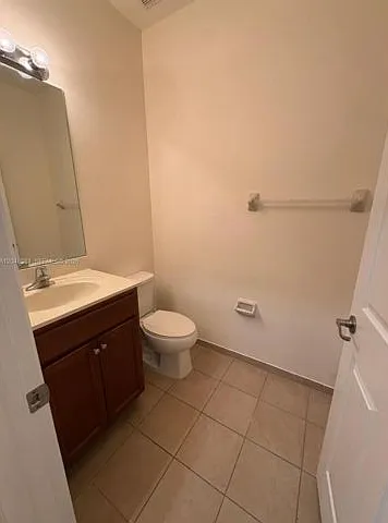 17460 SW 153rd Ave #17460 — Photo 2