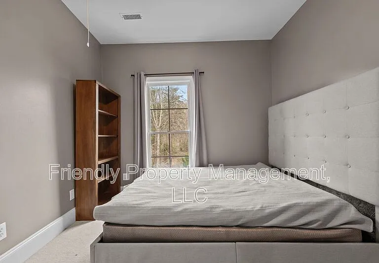 812 Pisgah Church Rd #G — Photo 13