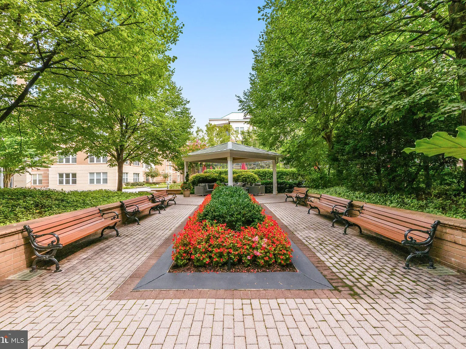The Savoy At Reston Town Cente — Photo 3
