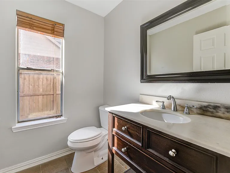 12207 Lakewood Glade Ct — Photo 45