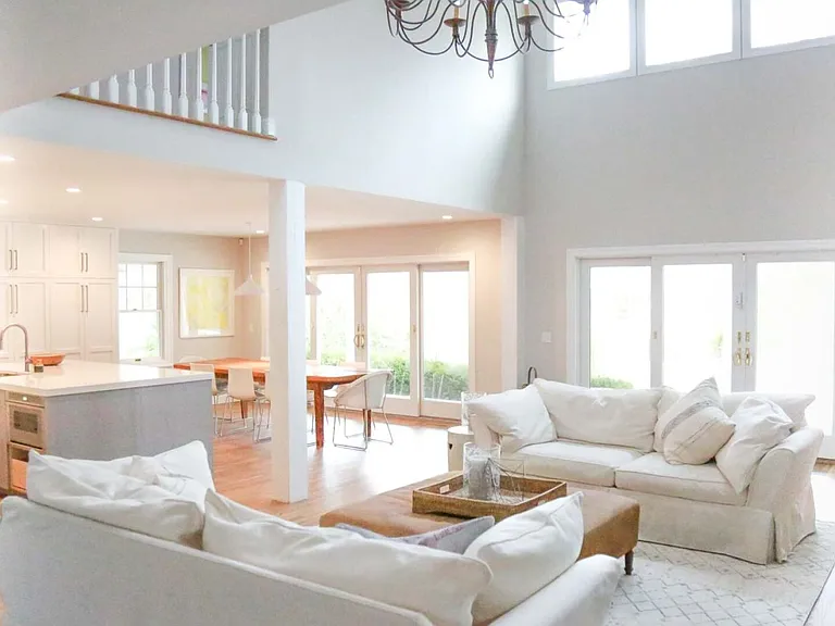 39 Fresh Pond Rd — Photo 3