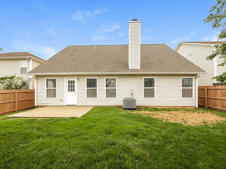 413 Creek Oak Dr — Photo 17
