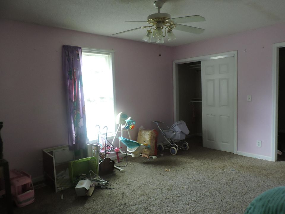 19th image of 441 Clark Line Rd