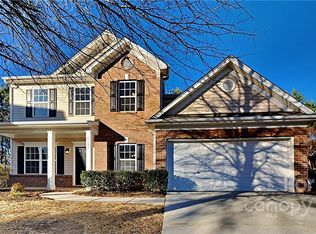 9128 Rowe Ct, Charlotte, NC 28278